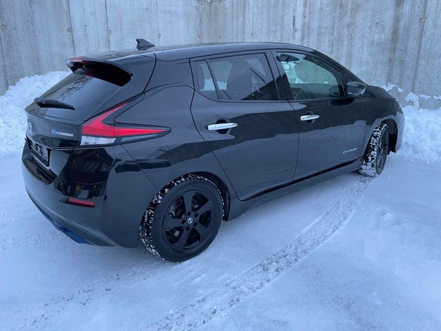 2020 NISSAN LEAF - 24