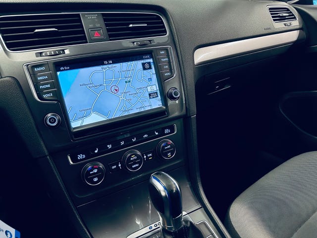 2015 VOLKSWAGEN GOLF - 11