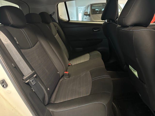2018 NISSAN LEAF - 14