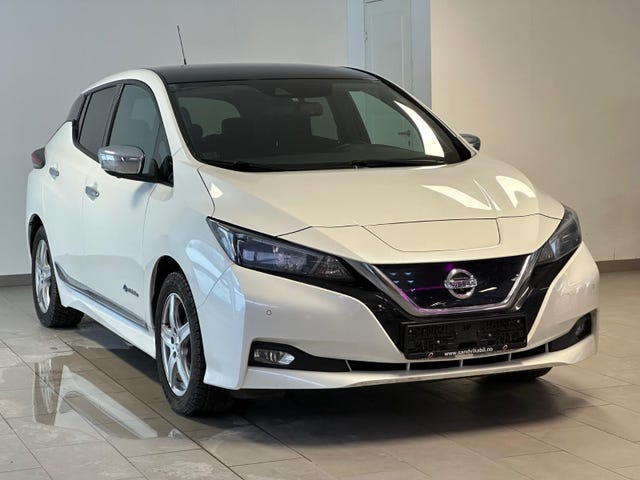SJNFAAZE1U0002752 2018 NISSAN LEAF-0