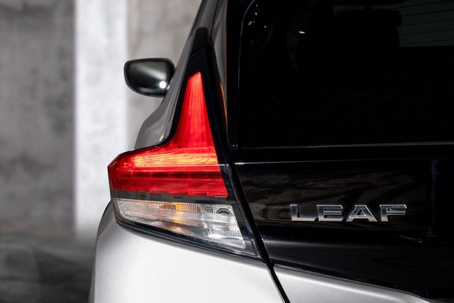 2021 NISSAN LEAF - 9
