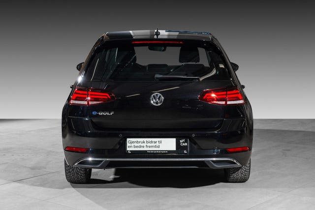 2018 VOLKSWAGEN GOLF - 8