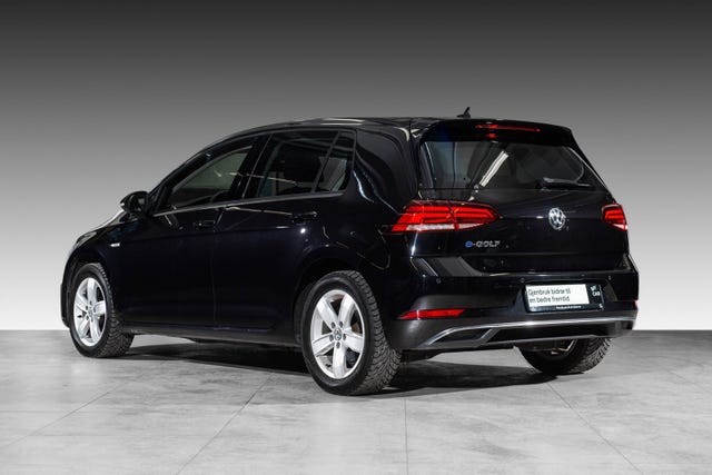 WVWZZZAUZJW907267 2018 VOLKSWAGEN GOLF-5