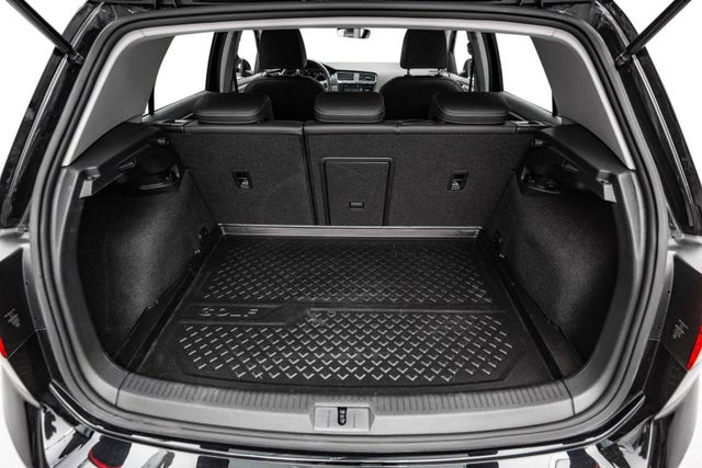 2018 VOLKSWAGEN GOLF - 24
