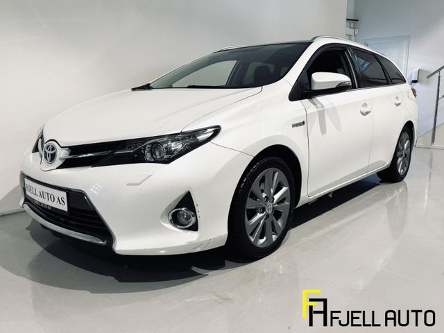 2013 TOYOTA AURIS - 1