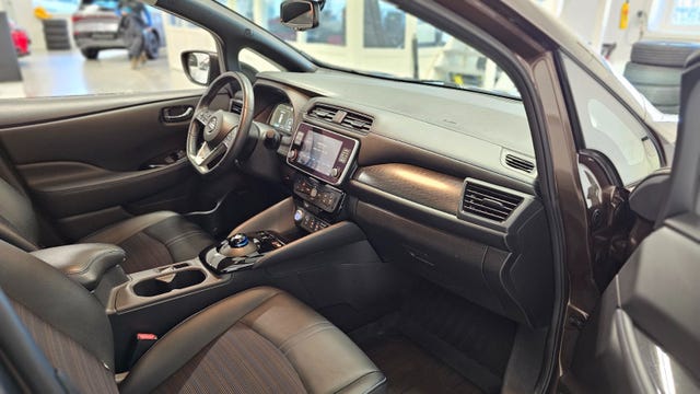 2020 NISSAN LEAF - 48