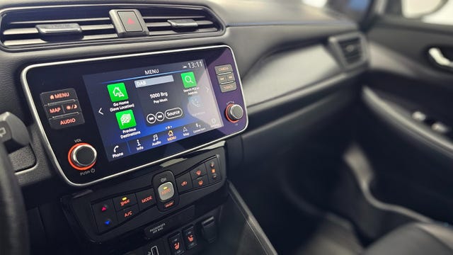 2020 NISSAN LEAF - 31