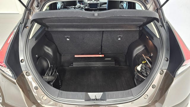 2020 NISSAN LEAF - 12