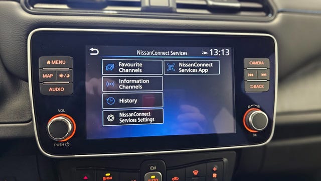 2020 NISSAN LEAF - 40