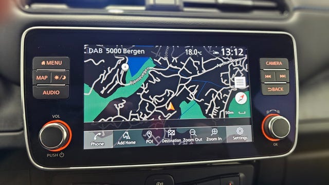 2020 NISSAN LEAF - 37