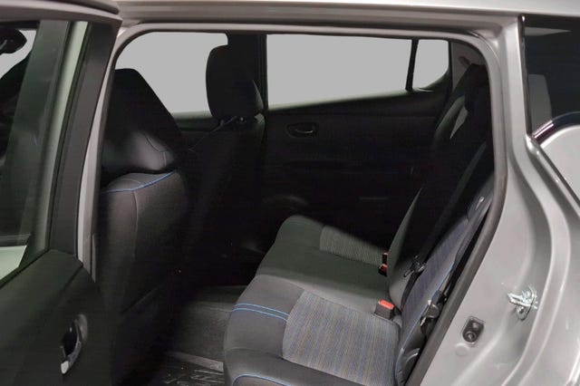 2020 NISSAN LEAF - 16