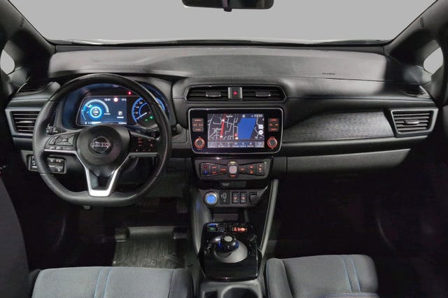 2020 NISSAN LEAF - 9