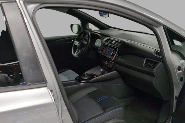 2020 NISSAN LEAF - 15