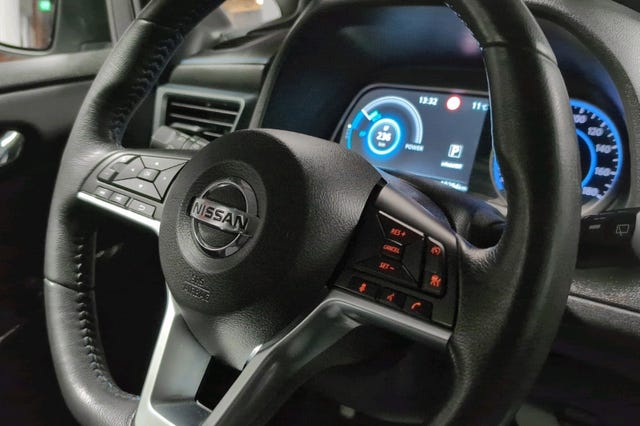 2020 NISSAN LEAF - 14