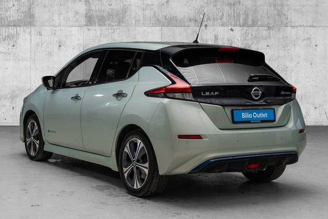 SJNFAAZE1U0017001 2018 NISSAN LEAF-4