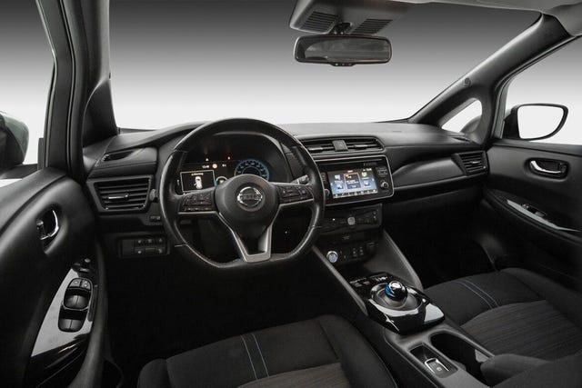2018 NISSAN LEAF - 9