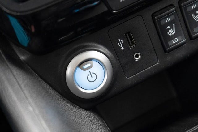 2018 NISSAN LEAF - 15