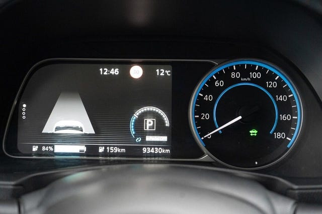 2018 NISSAN LEAF - 16