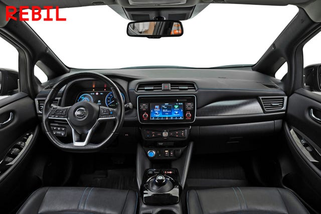 2018 NISSAN LEAF - 11