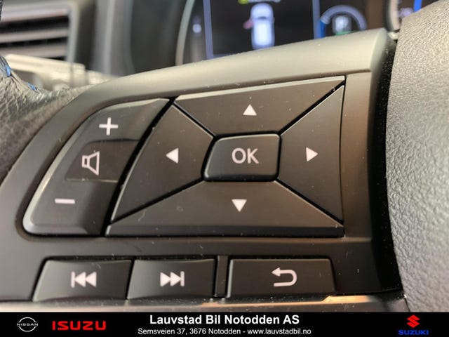 2021 NISSAN LEAF - 32