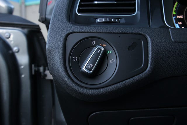 2018 VOLKSWAGEN GOLF - 10
