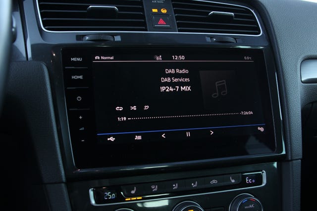 2018 VOLKSWAGEN GOLF - 14