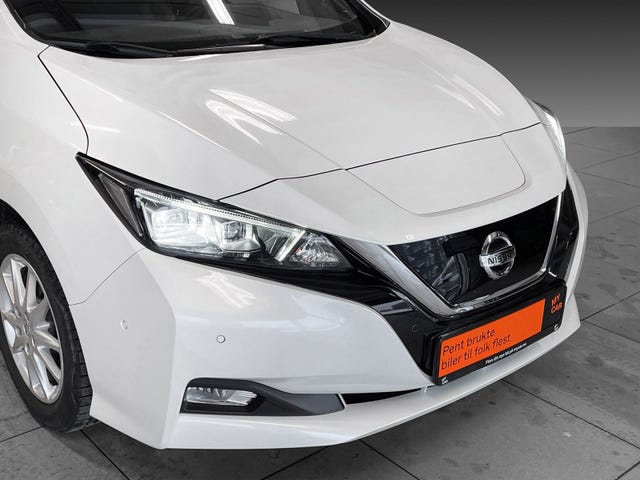 2018 NISSAN LEAF - 9