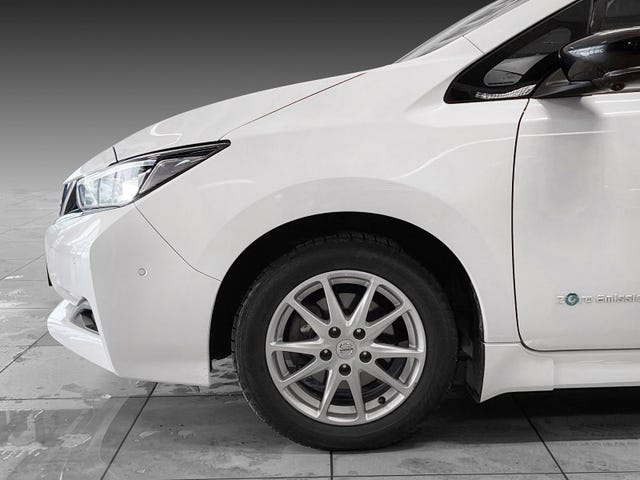 2018 NISSAN LEAF - 7