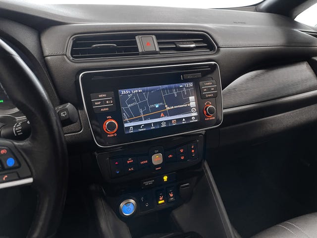 2018 NISSAN LEAF - 20