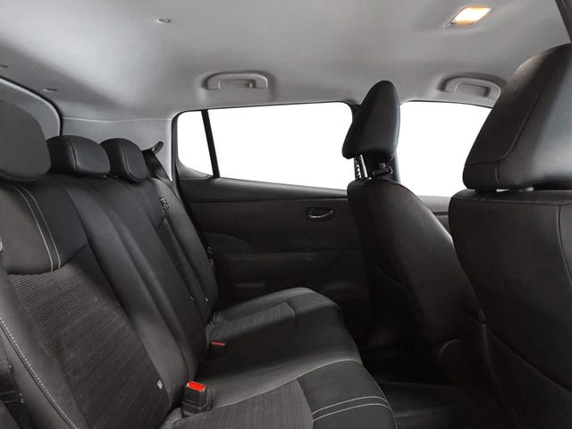 2018 NISSAN LEAF - 24