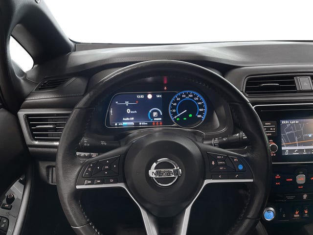 2018 NISSAN LEAF - 13