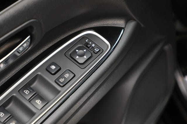 2020 MITSUBISHI OUTLANDER - 28