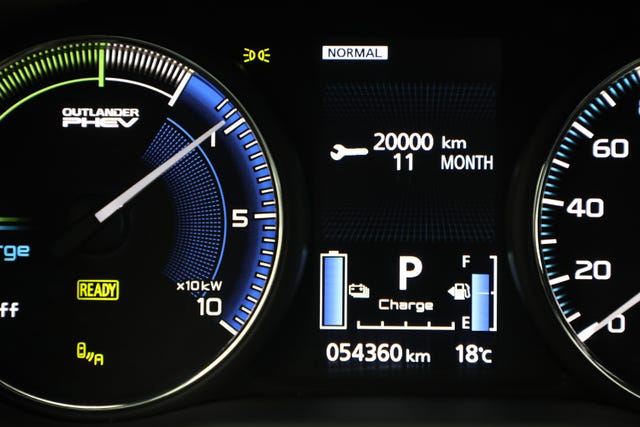 2020 MITSUBISHI OUTLANDER - 38