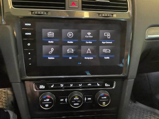 2018 VOLKSWAGEN GOLF - 21
