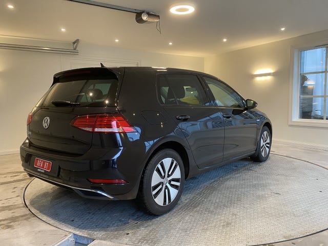 2018 VOLKSWAGEN GOLF - 11