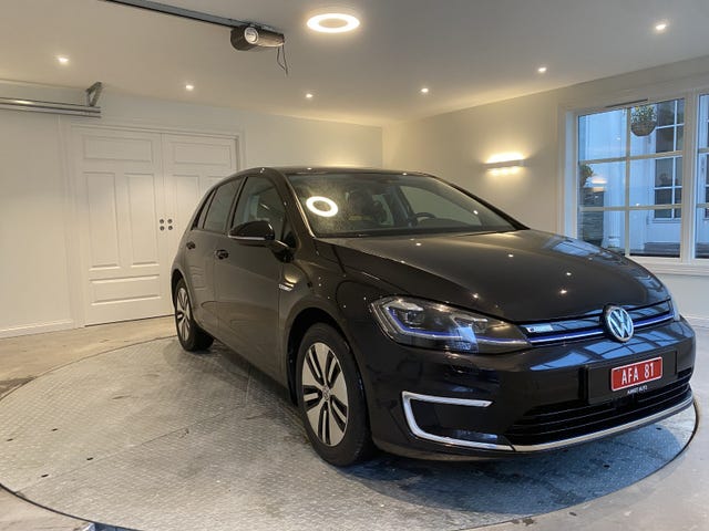 2018 VOLKSWAGEN GOLF - 8