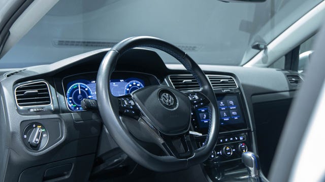 WVWZZZAUZK8907140 2019 VOLKSWAGEN GOLF-5