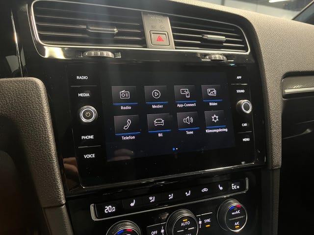 2019 VOLKSWAGEN GOLF - 20