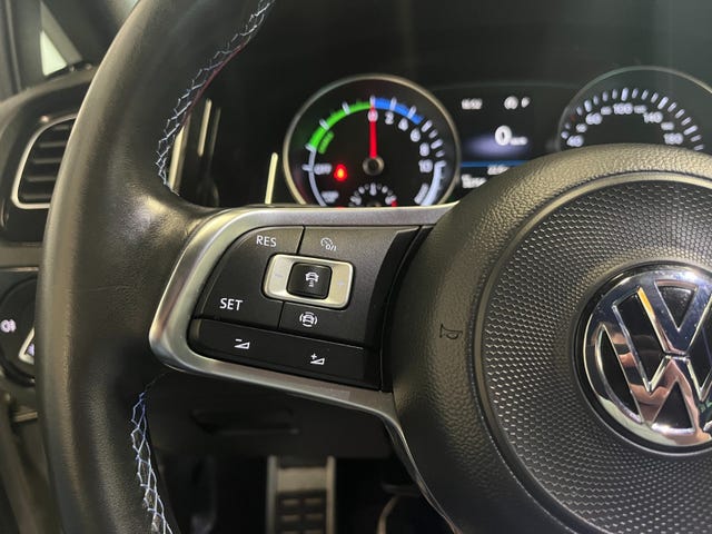 2019 VOLKSWAGEN GOLF - 13
