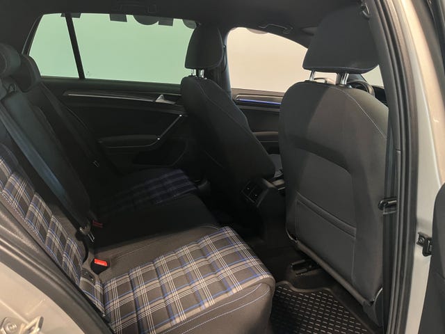 2019 VOLKSWAGEN GOLF - 7
