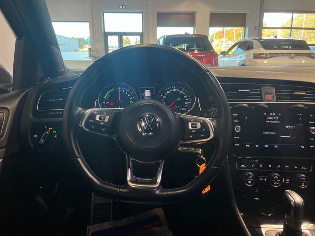 2019 VOLKSWAGEN GOLF - 12