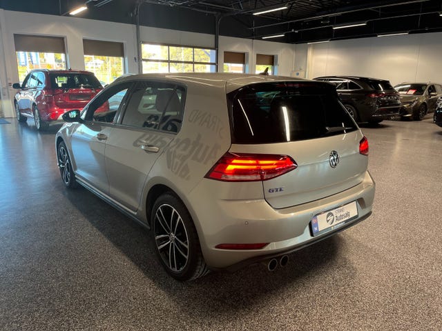 WVWZZZAUZKW800761 2019 VOLKSWAGEN GOLF-4
