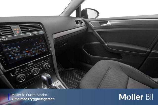 2018 VOLKSWAGEN GOLF - 12