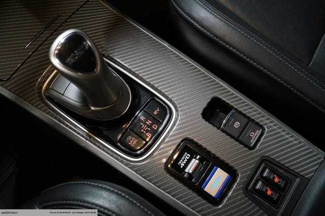 2020 MITSUBISHI OUTLANDER - 24