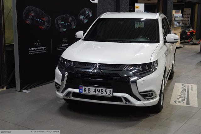 JMBXDGG3WLZ006722 2020 MITSUBISHI OUTLANDER-2