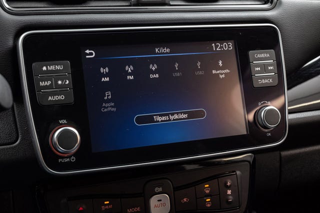 2022 NISSAN LEAF - 24