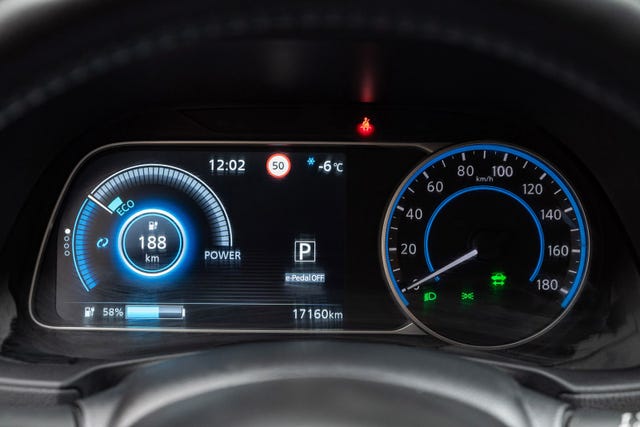 2022 NISSAN LEAF - 15