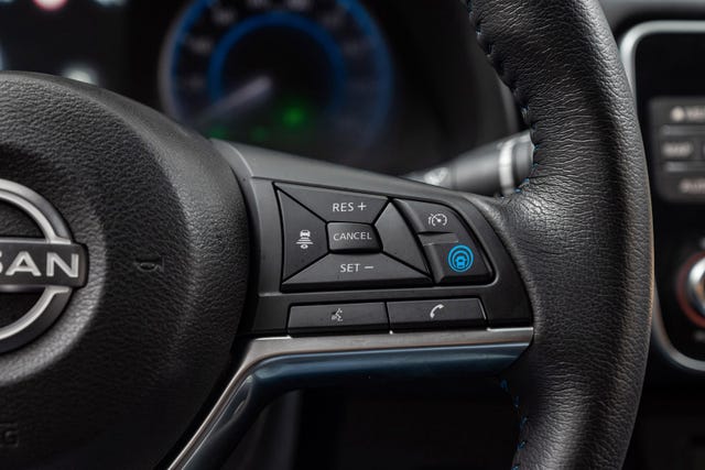 2022 NISSAN LEAF - 14