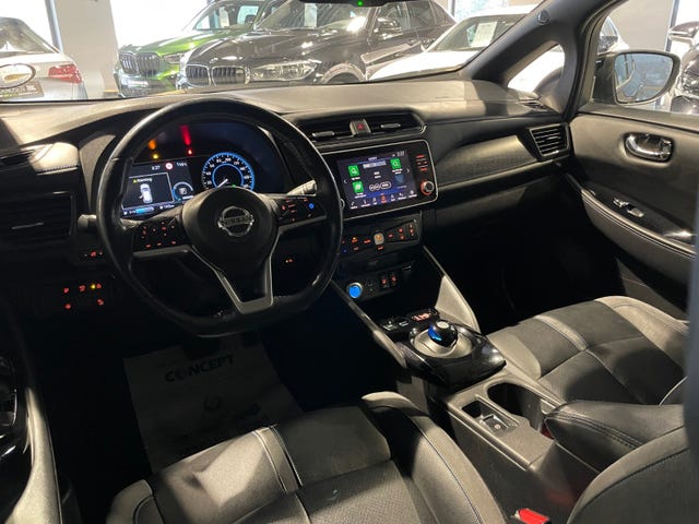 2020 NISSAN LEAF - 32
