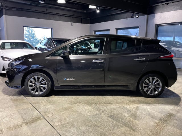 2020 NISSAN LEAF - 9
